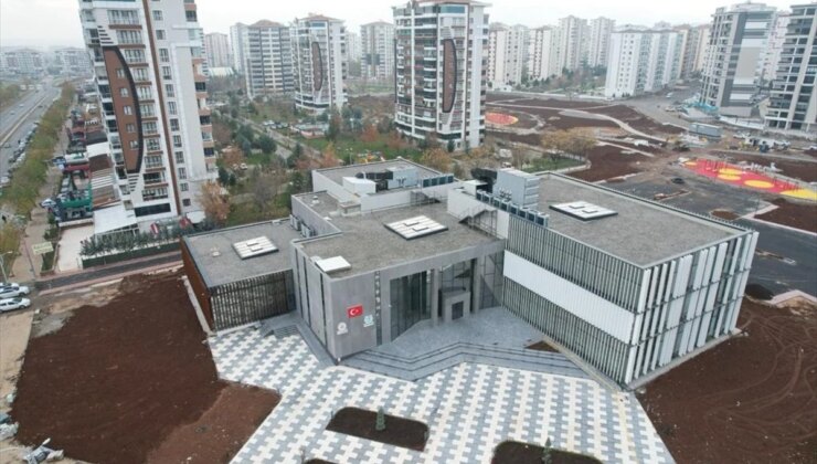 Diyarbakır’da 600 Öğrenci Kapasiteli Millet Kıraathanesi Hizmete Açıldı