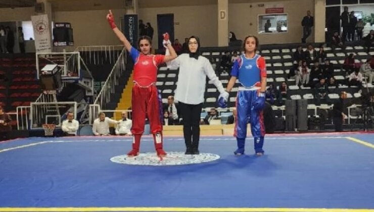 Diyarbakır’da Wushu Kung-fu Şampiyonası’nda altın madalya kazanan genç atlet