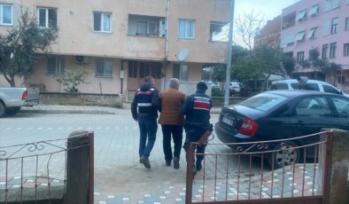 İzmir merkezli 9 vilayette terör örgütlerine operasyon: 25 gözaltı